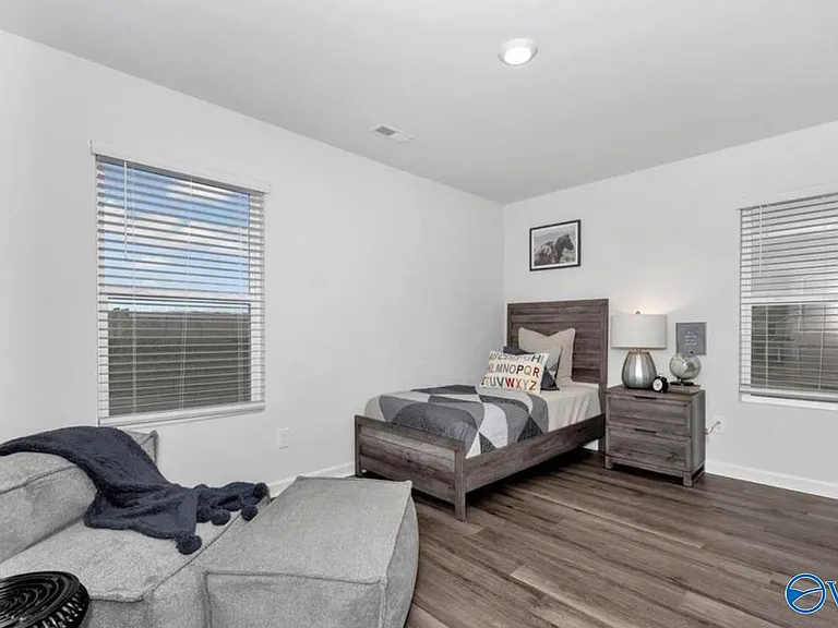 146 Maple Spring Trl — Photo 29