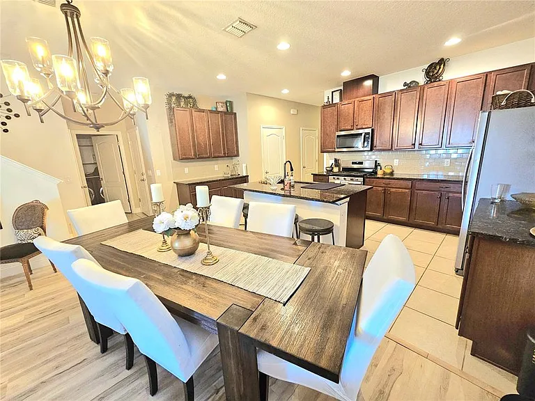 15267 Honeybell Dr — Photo 4