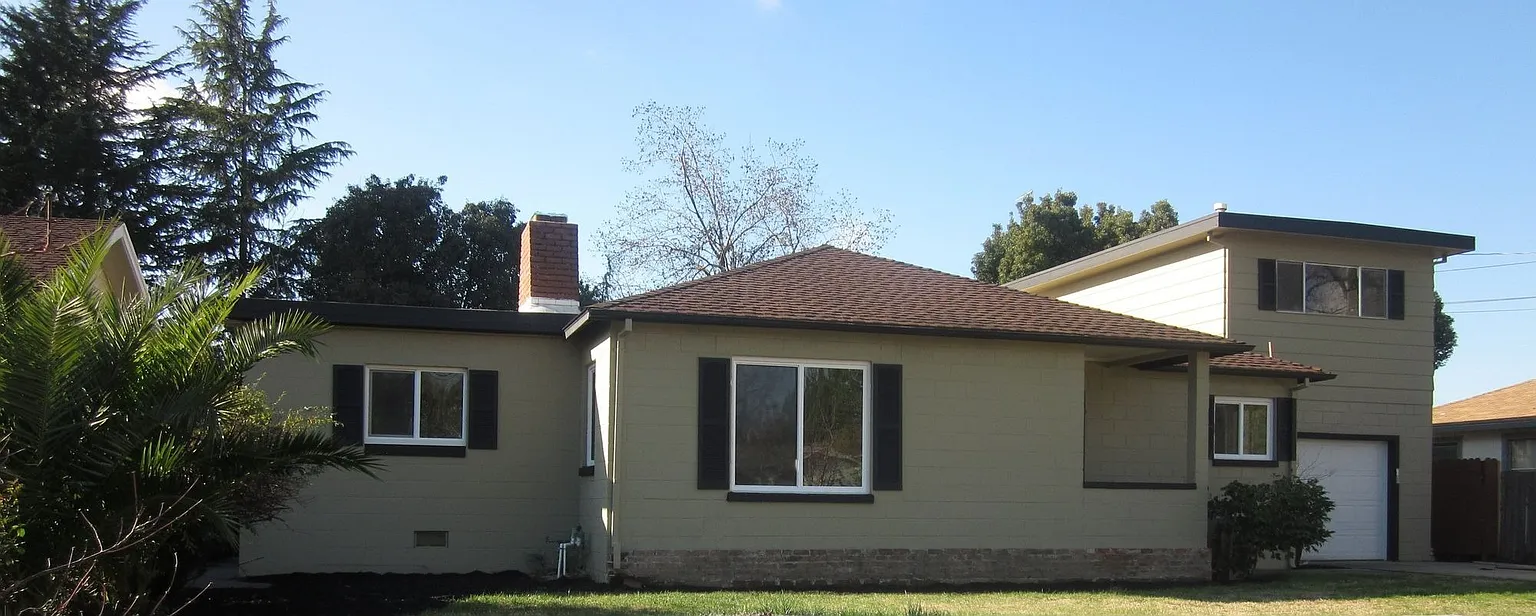 733 Jones Rd photo 1