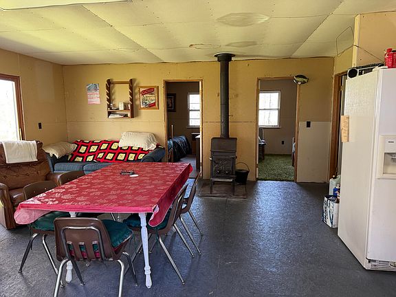 5th image of 7121 Burns Rd