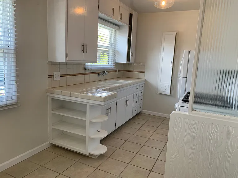 30 N Alboni Place 25 Bonito Ave — Photo 8