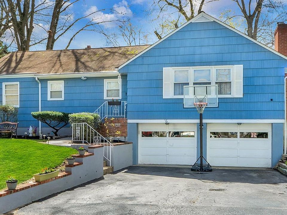1st image of 6 Princeton Ct