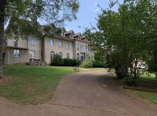 7805 Stonehenge Dr, Chattanooga, TN 37421
