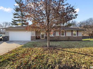 1139 N Nancy St, East Peoria, IL 61611