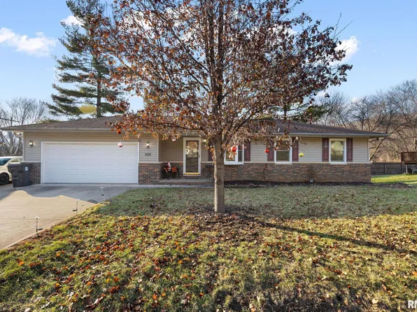 1139 N Nancy St, East Peoria, IL 61611