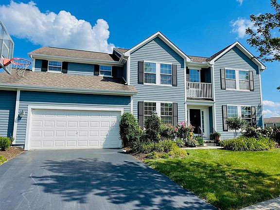 4th image of 8062 Trail Lake Dr