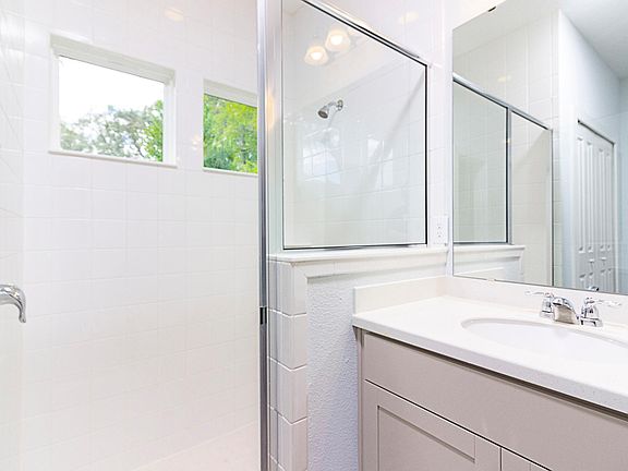4th image of 80 Coastal Village Ln