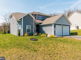 1276 Riparian Dr, Falling Waters, WV 25419