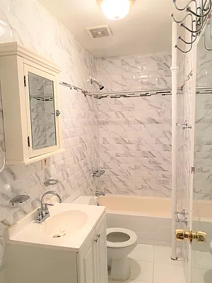 Rented by TZM Realty Properties | media 14