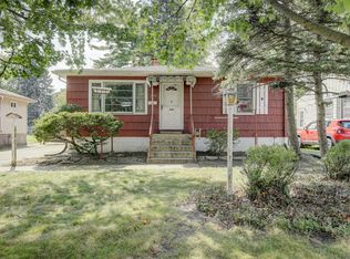 7146 Lindberg Ave, Hammond, IN 46323