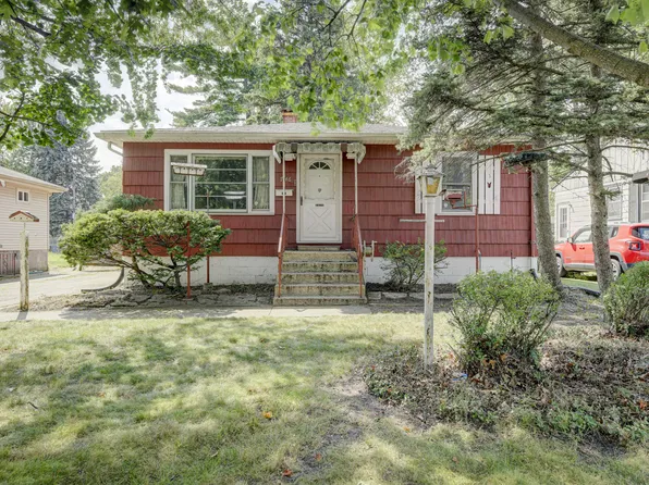 7146 Lindberg Ave, Hammond, IN 46323