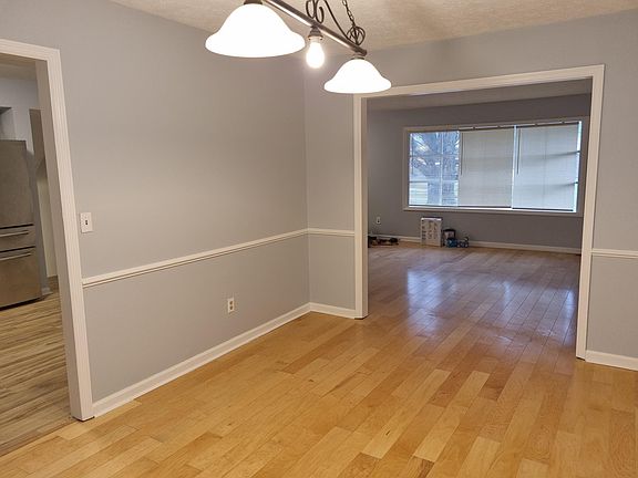 4th image of 5578 Chesapeake Way