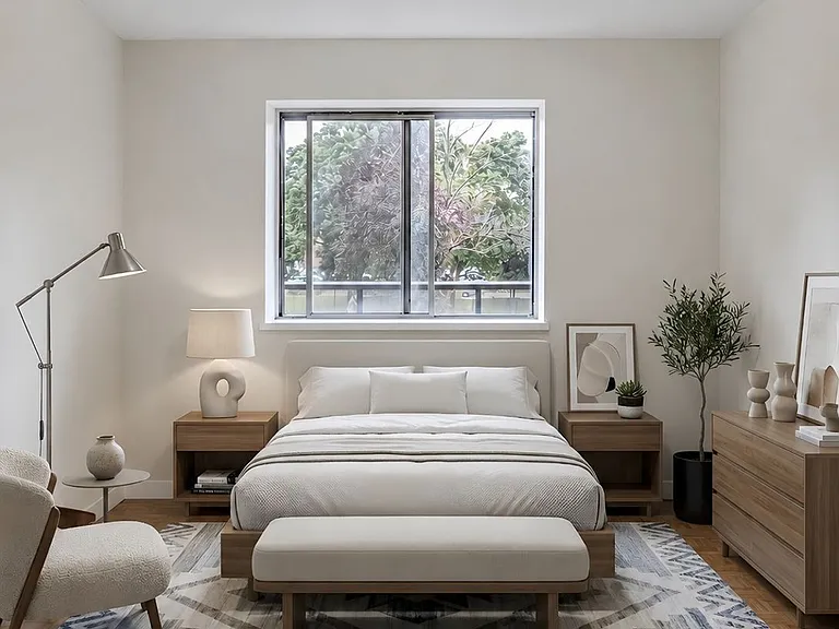 1665 Bloor St E #206 — Photo 4