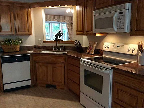 5th image of 24 Shanklin Dr