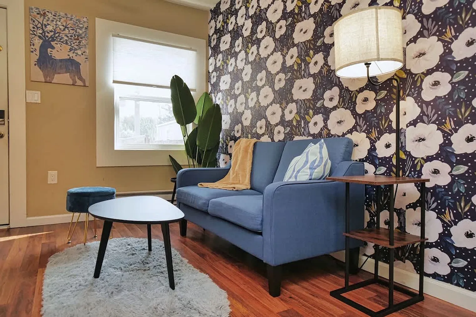 1 bed, 1.0 bath, 548 sqft, $3,996 — Photo 4