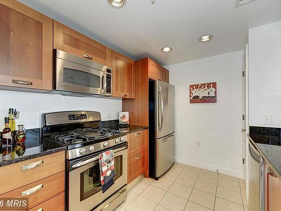5th image of 2451 Midtown Ave #1302