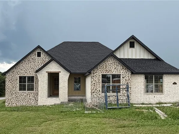 14137 Cayenne Cir, Gentry, AR 72761