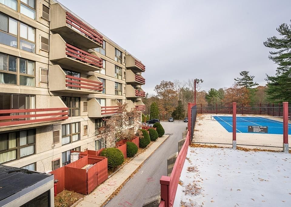 1st image of 55 Tall Oaks Dr Unit 409
