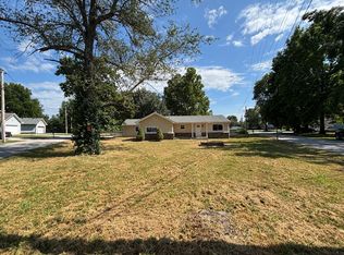 203 South St, Willard, MO 65781