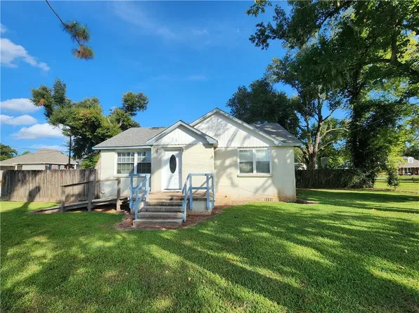 108 Mitchell Ln, Des Allemands, LA 70030