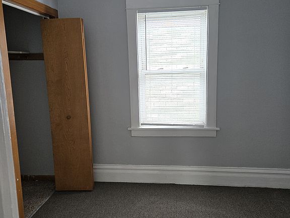 4th image of 4849 Northcote Ave #2F