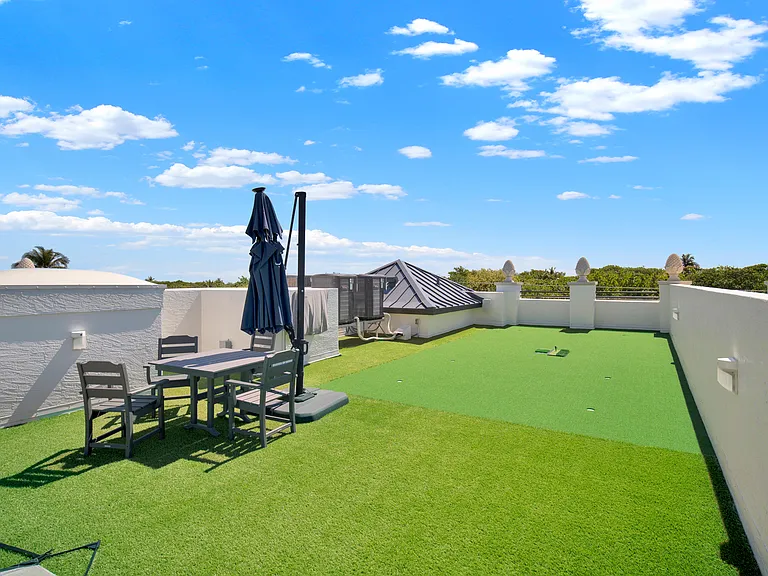 425 N Ocean Blvd #3 — Photo 65