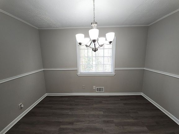 5th image of 2879 Port Royal Ln