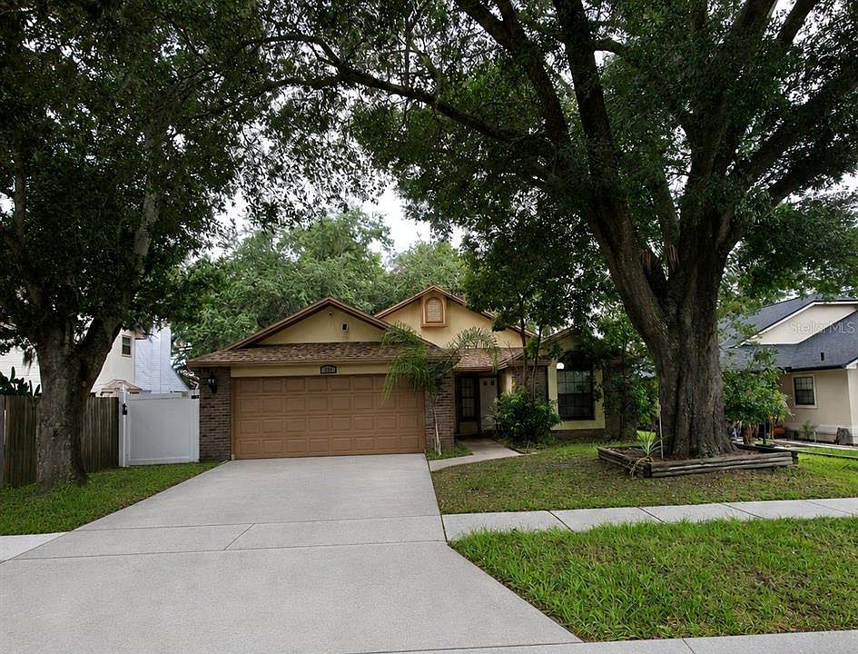 1st image of 2201 Grasmere Dr