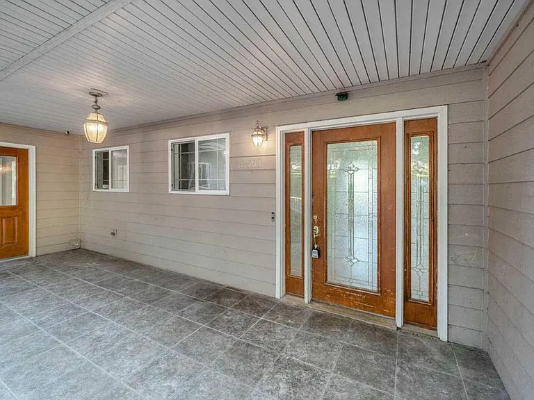 2503 Shipman Ln SE — Photo 11