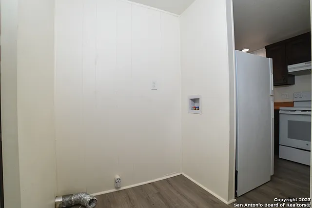 215 Greenlawn Ave #A — Photo 23