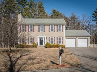19 Windmere Dr, Raymond, NH 03077