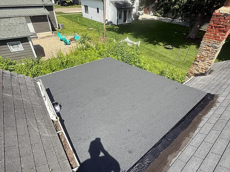 533 Higgins St — Photo 21