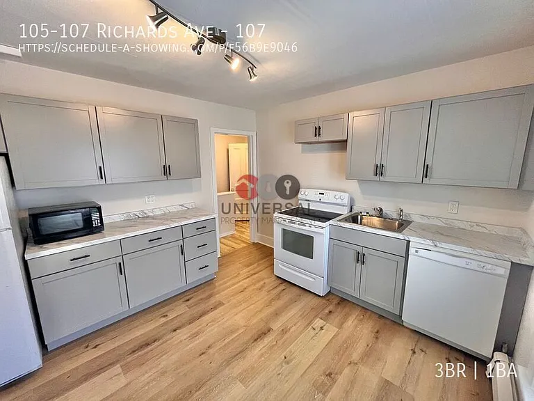 105-107 Richards Ave #107 — Photo 6