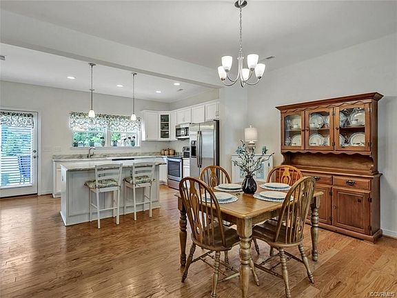 5th image of 2465 Marions Ln