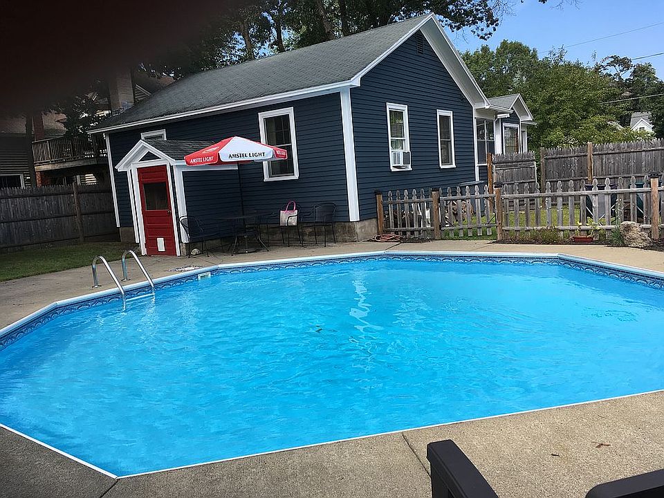 2nd image of 29 Wood Ave