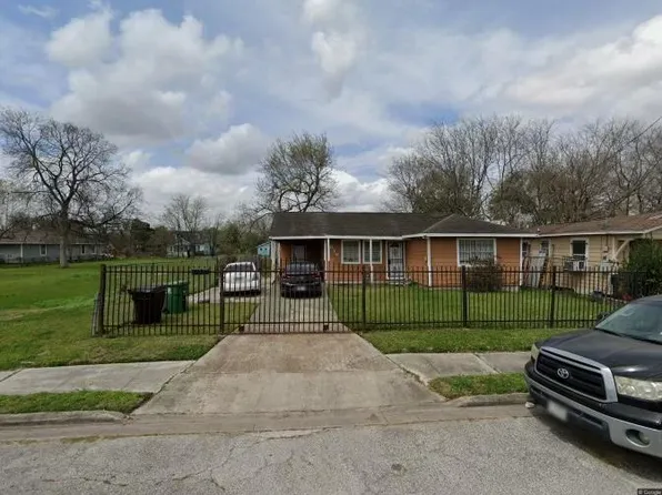 5019 Lucille St, Houston, TX 77026