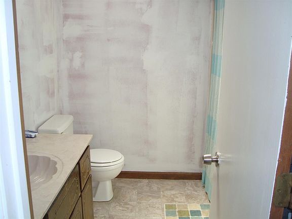 4th image of 116 Carriage Hill Dr