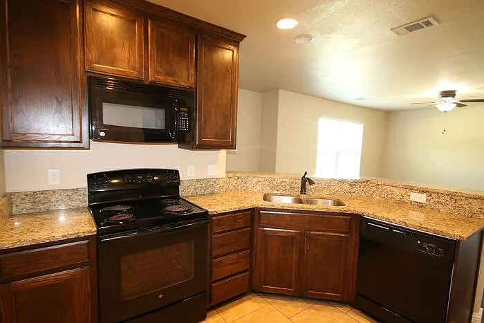 131 Sunburst Ct — Photo 6