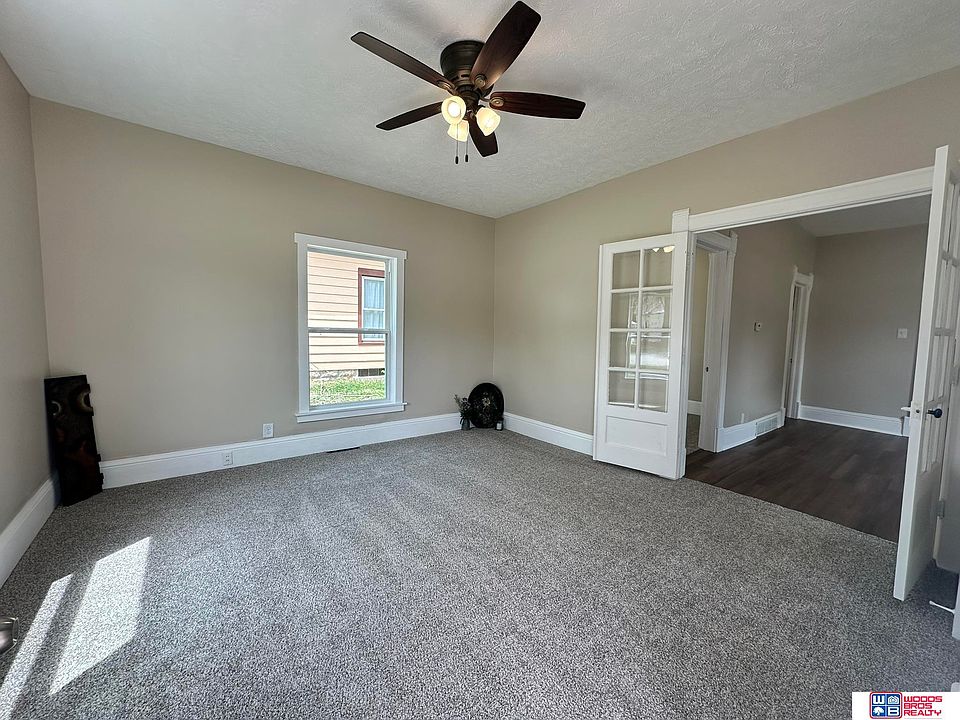 1st image of 506 N 10th St