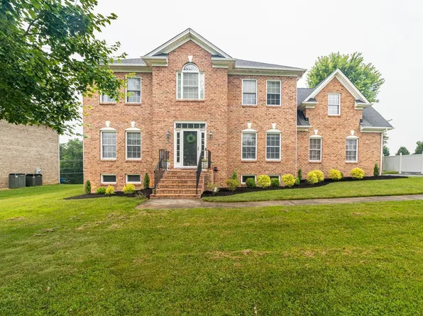 1038 Sandbury Ct, Forest, VA 24551