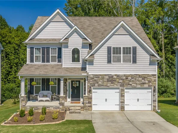 421 Wildflower Rd, Easley, SC 29642