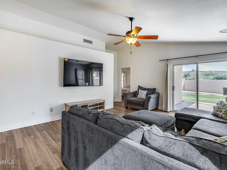 4020 W Villa Linda Dr #1 — Photo 3