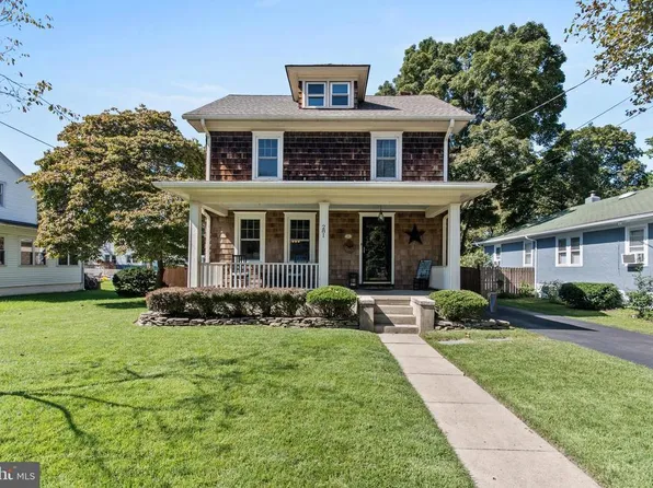 281 W 3rd St, Moorestown, NJ 08057
