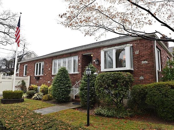 2nd image of 149 Bache Ave