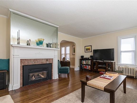 4th image of 474 Starin Ave