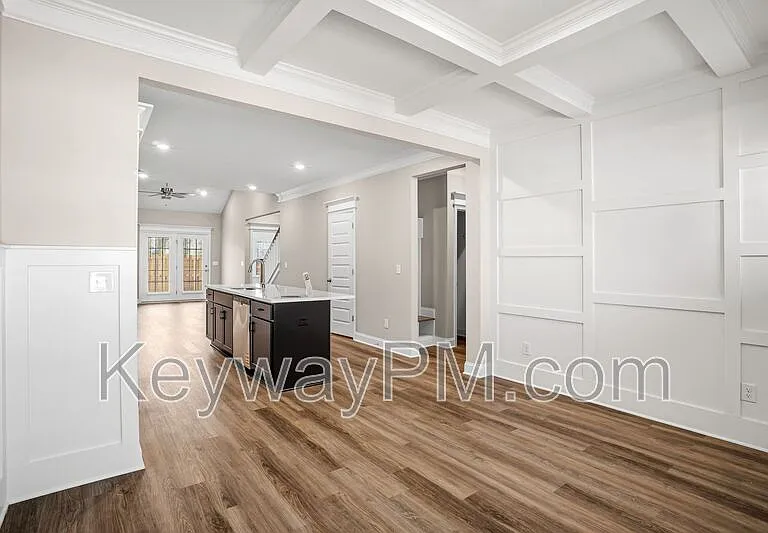 2106 SE Denmark Ave — Photo 5