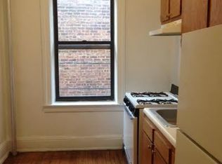 2221 37th St, Astoria, NY 11105