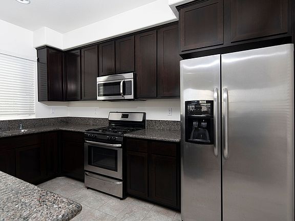 5th image of 1548 Coronado Ave