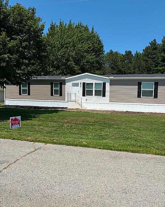 1st image of 522 Crawford Marion Line Rd