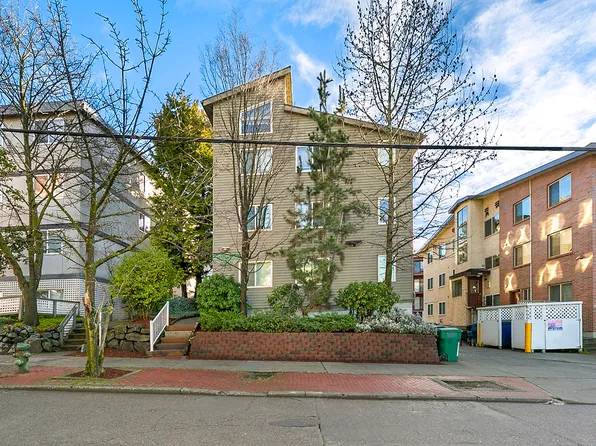 Pinetree Apartments LLC - 201, 4230 8th Ave NE, Seattle, WA 98105